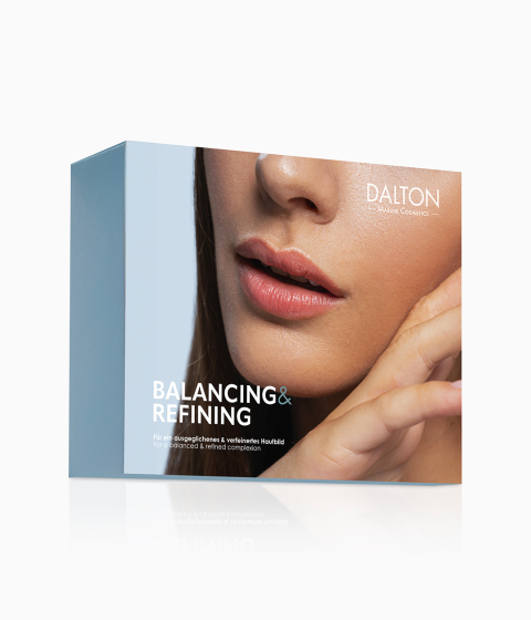 Hautpflege Box mit Produkten für Mischhaut und unreine Haut